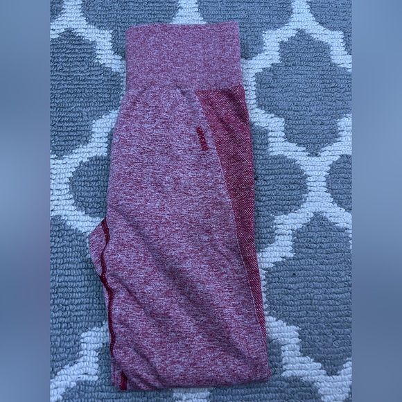 Red gym shark leggings- size medium, but stretchy. - Picture 3 of 3